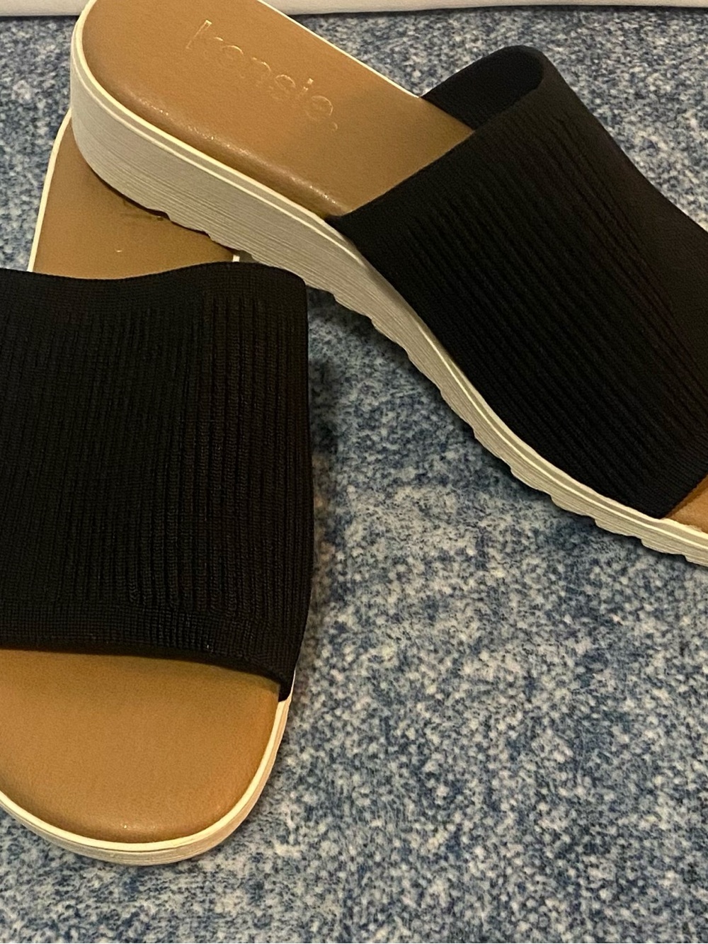 Kensie Black Knit Slide Sandals with White Sole